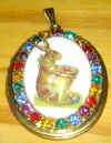cameo_locketSwar-BunEggCone.jpg (43576 bytes)