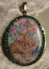 cameo_locketwjewels.jpg (38994 bytes)