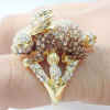 RabbitCrystal-topaz.jpg (38238 bytes)